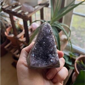 Natural, amethyst, standing cluster 254 g, 1270 ctw, 2.775”x2.50